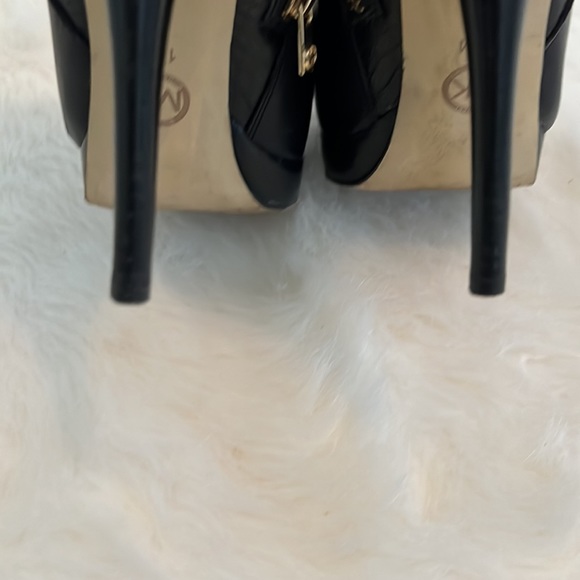 MICHAEL Michael Kors Black Leather & Python York Ankle Boots Size 10 - Picture 6 of 14